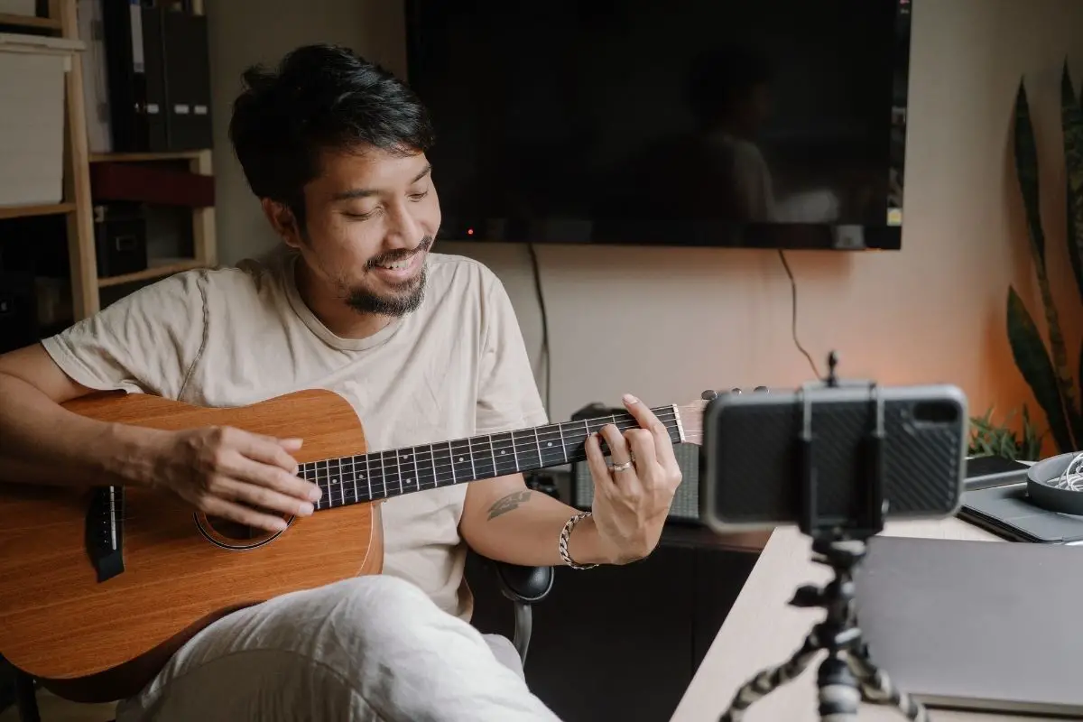 16 Ways To Get Better At Guitar Right Now