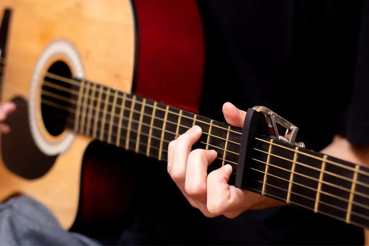 8 Reasons Why Using A Capo Is Great For Your Guitar Playing