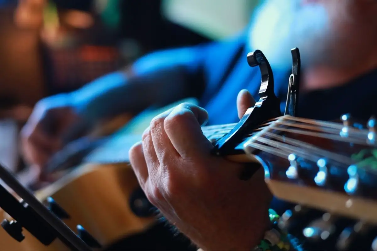 8 Reasons Why Using A Capo Is Great For Your Guitar Playing