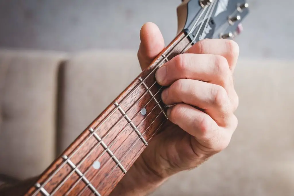 B7 Guitar Chord (Made Easy) 5 Best Ways To Play It