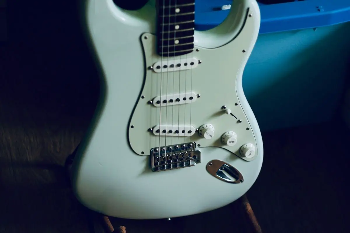 Fender Mexican Vs American Stratocaster: What's The Difference?