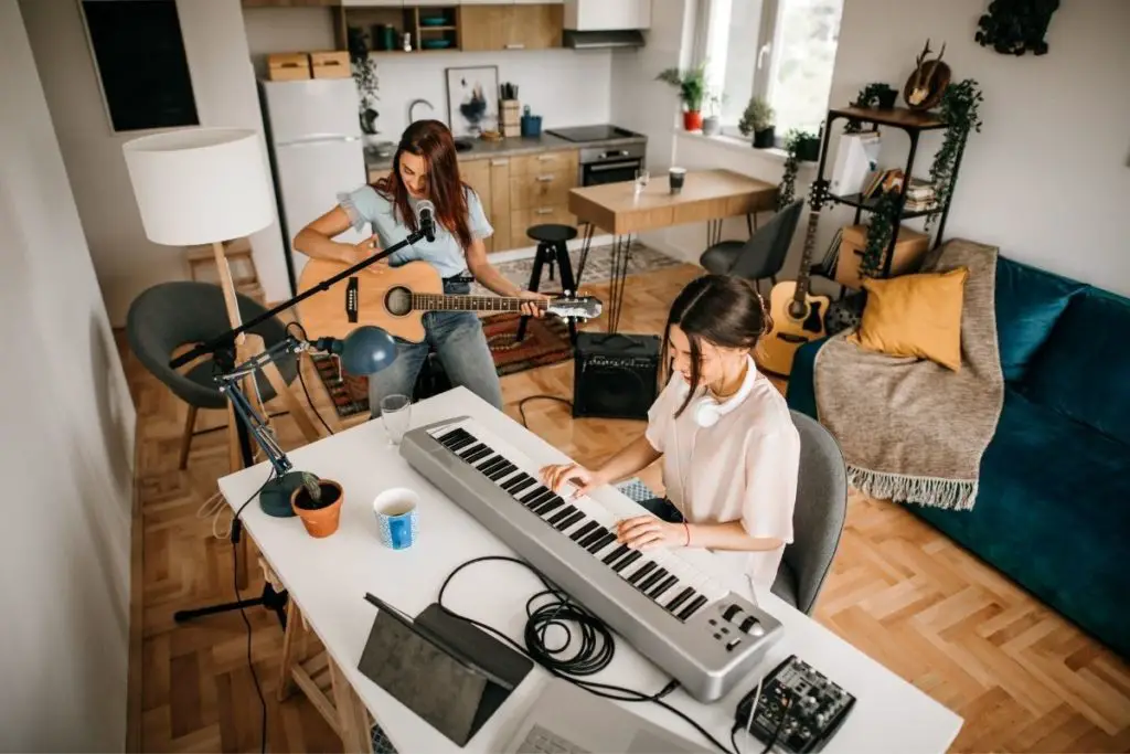 Is Bass Easier Than Guitar (And What's The Difference) On Point Guitar