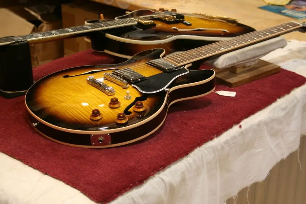 Where Are Gibson Guitars Made? On Point Guitar