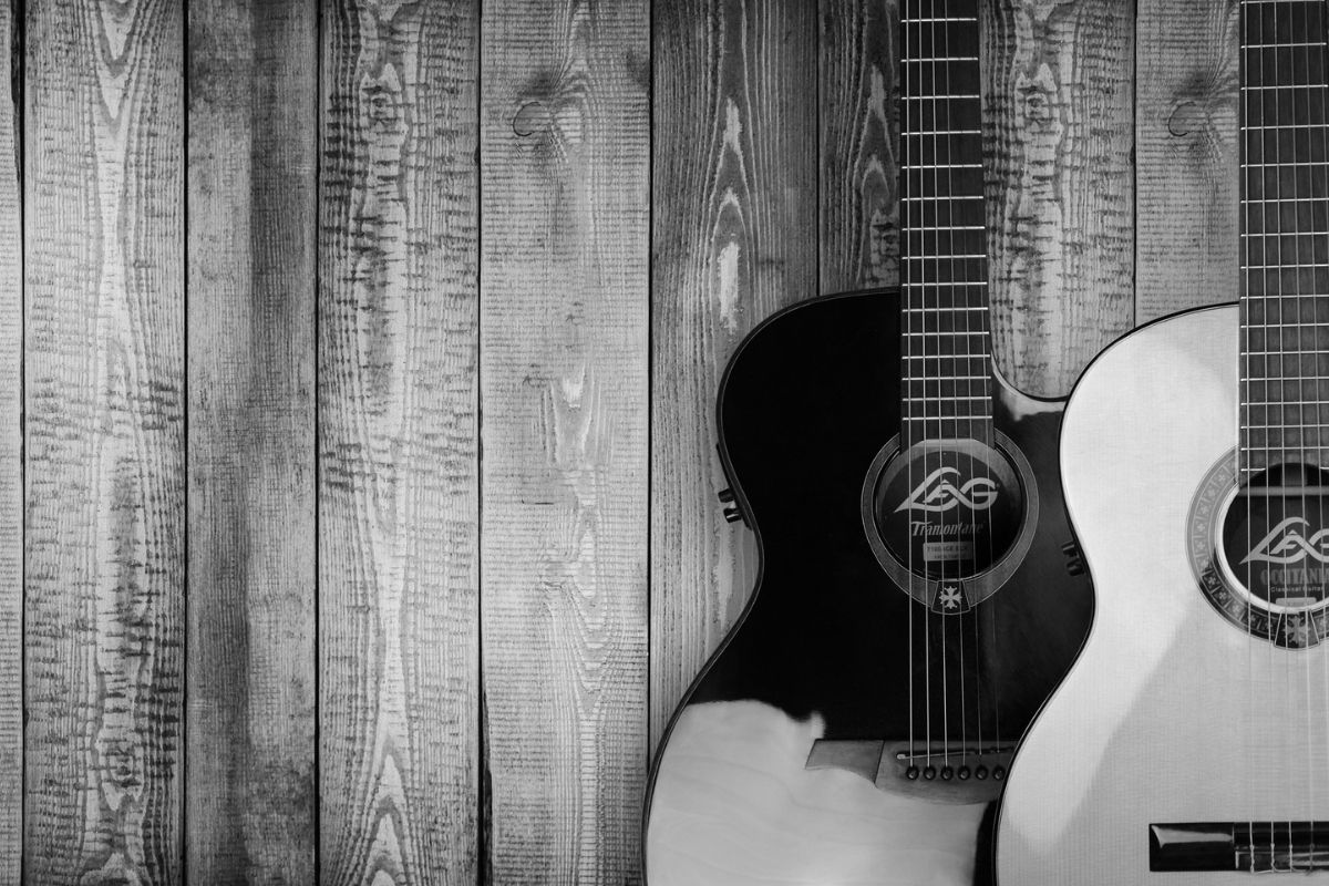 Who Invented The Guitar? A Comprehensive History