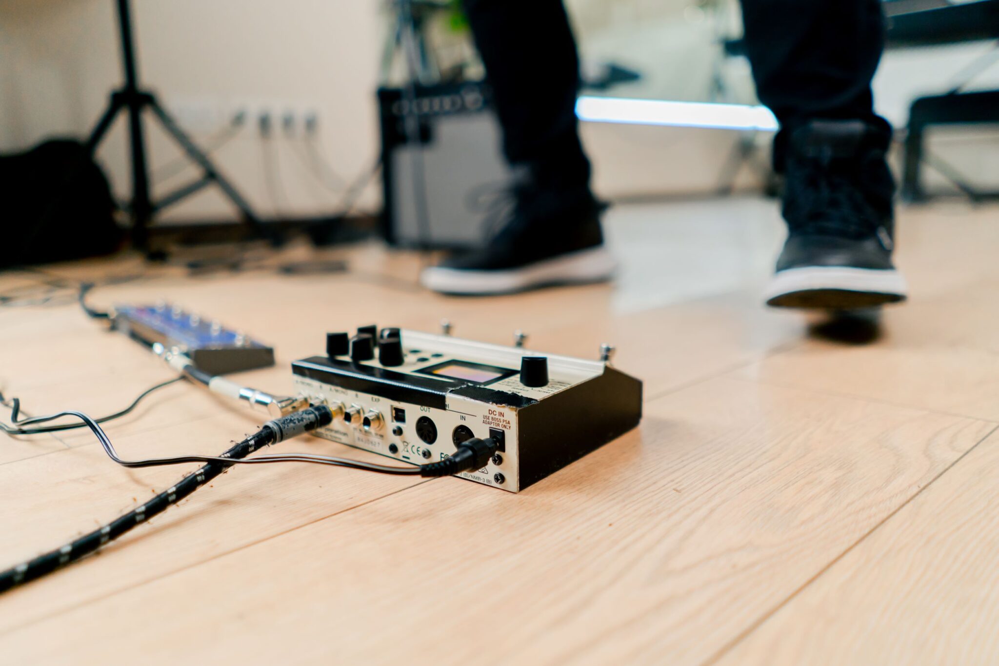 EQ Pedal Placement 5 Best Tips for Optimal Sound On Point Guitar