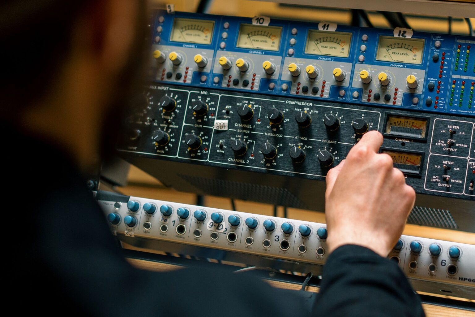 Parametric EQ vs Graphic EQ: A Comprehensive Guide to Choosing The Best ...