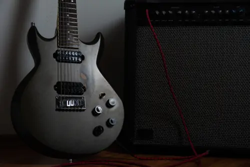 How to Choose a 7 String Guitar