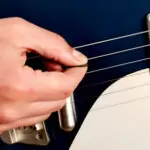 Do Metal Picks Damage Strings